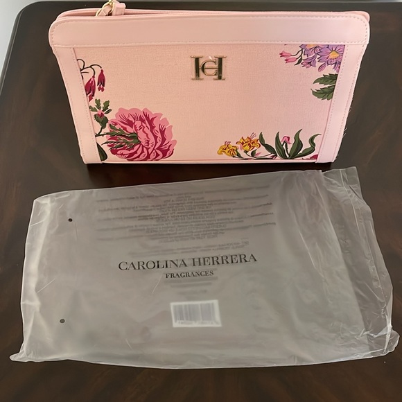 Carolina Herrera floral print large canvas cosmetics bag to shoulder bag - Picture 15 of 15